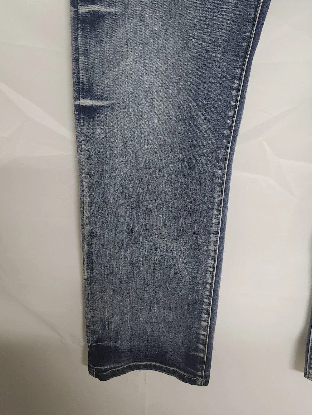 Rue 21 Men’s Bootcut Jeans - Light Blue Wash